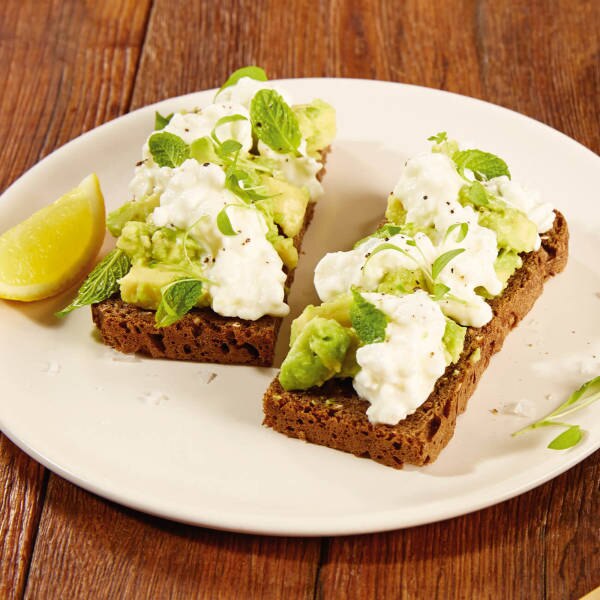 Smashed Avocado And Cottage Cheese Toasts Recipe Woolworths