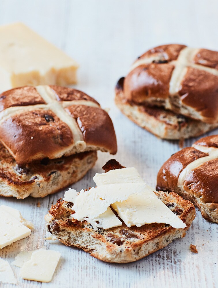 Jamie's Toasted Hot Cross Buns With Cheese Recipe Woolworths
