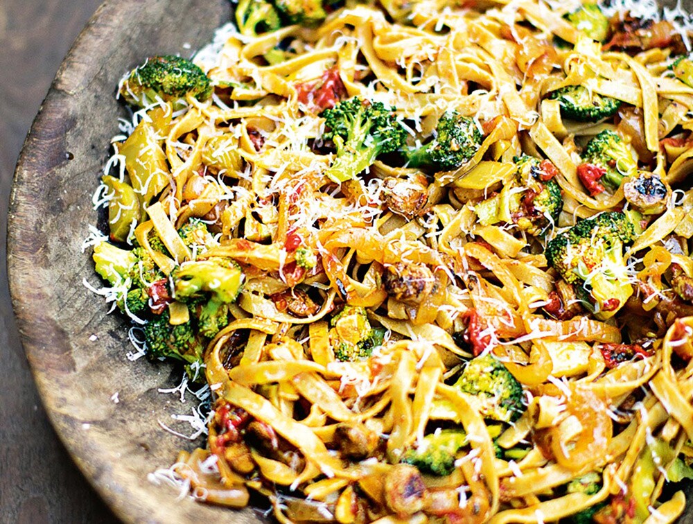 Jamie's Sausage Pasta, Broccoli, Chilli & Sweet Tomatoes Recipe